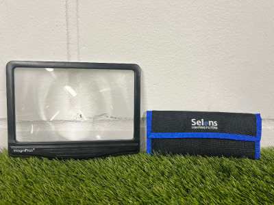 2 x Camera Accessories to Include: MagniPros Ultra Bright LED Magnifier & Selens Multi Colour Lighting Filters.