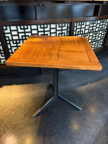 19 x Restaurant/Cafe Dining Table with Wooden Slatted Folding Top on Lightweight Black Metal Frame to Include: 15 x Size 70 x 70cm & 4 x Size 60 x 60cm.