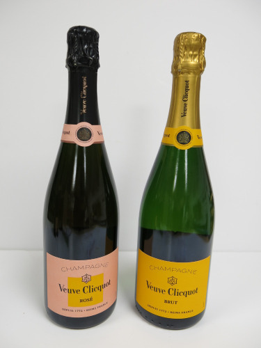 2 x Bottles of Veuve Clicquot Champagne to Include: 1 x Rose & 1 x Brut, 750ml.