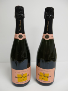 2 x Bottles of Veuve Clicquot Rose Champagne, 750ml.