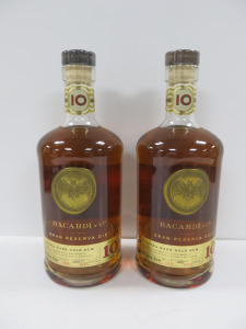 2 x Bottles of Bacardi Diez Gran Reserva Extra Rare Gold Rum, Aged 10 Years, 70cl.