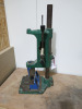 WM Ridgeway & Sons Hand Operated Corner Mitre Cutter. - 6