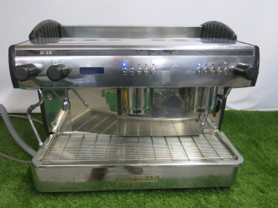 Crem Int Expobar G10 2 Group Commercial Coffee Machine, Model MA-C-2GR, S/N 01305172, DOM 06/2013. Size H53cm, W68cm & D59cm. NOTE: requires portafilters.