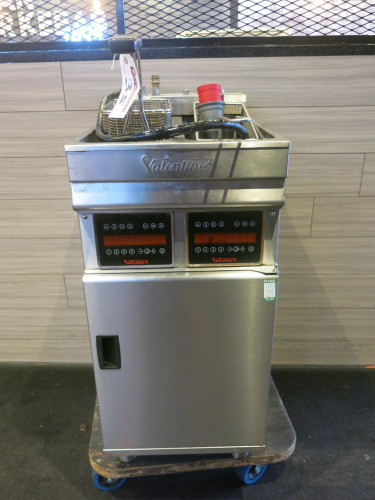 Valentine Electric Double Well Twin Basket Deep Fat Fryer, Model EVO-VC2200TP, S/N 047665, DOM 08/2021, 3 Phase. Comes with 2 Baskets.
