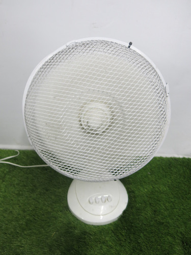 Russell Hobbs Table Fan, Model RHPDF1221-AZ.