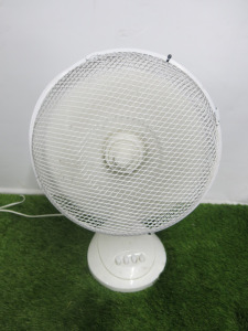 Russell Hobbs Table Fan, Model RHPDF1221-AZ.