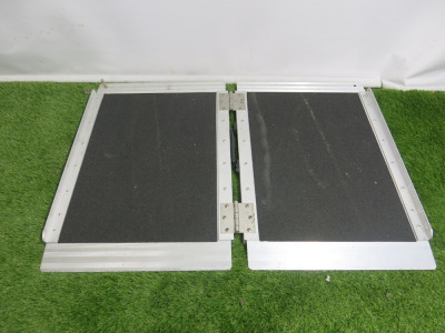 Folding Portable Wheel Chair Ramp, Capacity 363kg.