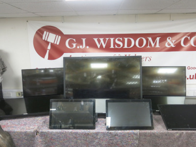10 x LCD Digital Display Screens to Include: 1 x 55" LCD Digital Display, Model HB55C, with Power Supply, 5 x 42.5" LCD Digital Displays, Model DM43D, with 4 x Remotes, 2 x User Manuals, Wall Brackets & Power Supplies, 2 x 32.5" LCD Digital Displays, Mode