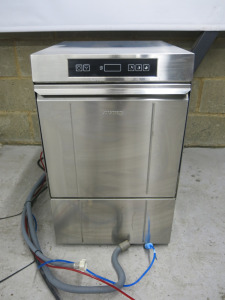 SMEG Stainless Steel Under-Counter Dishwasher, Model UG405DMS. Size H71 x W44 & D51cm. Comes with 2 Trays.
