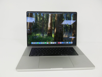 16" Apple MacBook Pro, Model MNWE3B/A, 32GB Memory, 994GB SSD & Liquid Retina XDR Display.