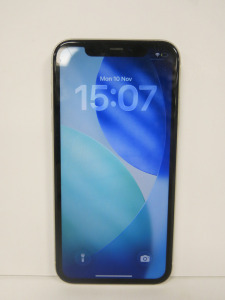Apple iPhone 11 , Model MHDA3B/A, 64GB Storage, in White. NOTE: slight damage (As Viewed).