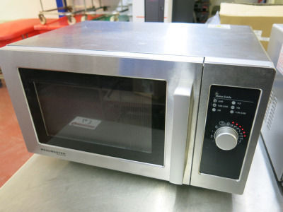 MenuMaster Commercial Microwave, Model RMS510DSU.