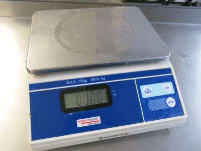 WeighStation Digital Scales, Model F178, Max 15kg.