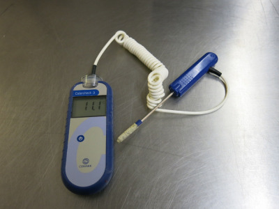 Comark Catercheck 3 Food Thermometer.
