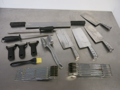 14 x Assorted Kitchen Utensils (As Viewed).