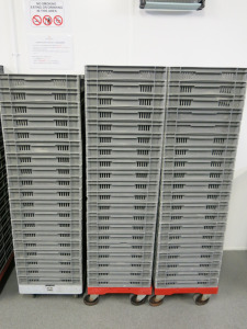 58 x Allibert 21014 Hard Plastic Trays. Size H6 x W40 x L60cm.