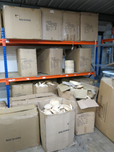 25 x Large Boxes Containing Large Quantity of New Assorted Sized Bamboo Steamers with Lids (As Viewed).