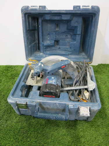 Bosch GKS 190 Professional Hand-Held Circular Saw, 110V, in Original Carry Case.