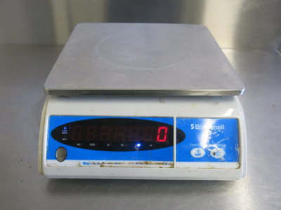 Brecknell Scales, Model 405. Capacity 6KG.