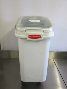 Rubbermaid Ingredient Bin on Castors.