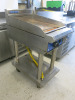 Blue Seal Commercial Gas Griddle on Stand. Size H110 x W45 x D81cm. - 4