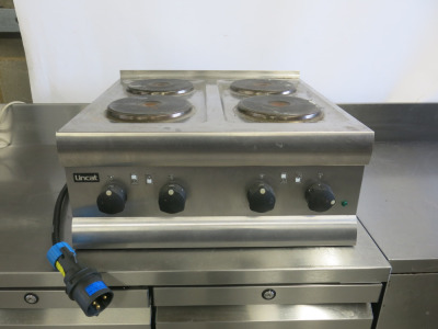 Lincat Counter Top Electric 4 Ring Boiling Top, Model HT6. Size H25 x W60 x D60cm.