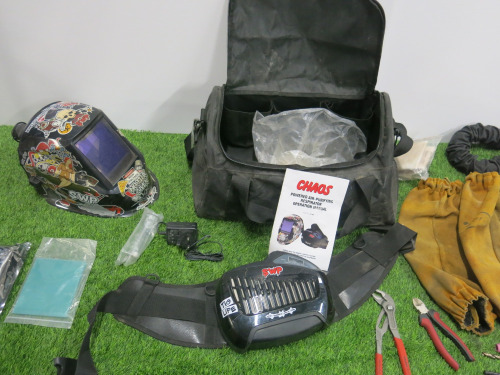 Bag Containing Parweld Welding Mask with Parweld Air Filtration System & Pair of Gloves.