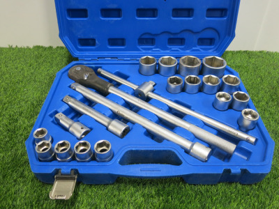 Condor Werkzeug Industrial Quality Chrome Vanadium Steel, 21 Pcs Socket Set, Hex 19-50mm, Hex 3/4" Sq Drive. Comes in Plastic Carry Case.