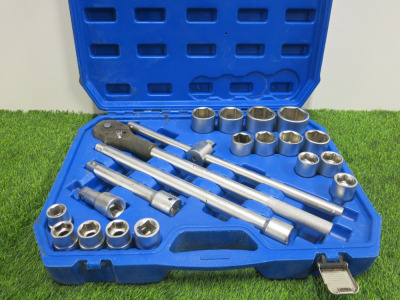 Condor Werkzeug Industrial Quality Chrome Vanadium Steel, 21 Pcs Socket Set, Hex 19-50mm, Hex 3/4" Sq Drive. Comes in Plastic Carry Case.