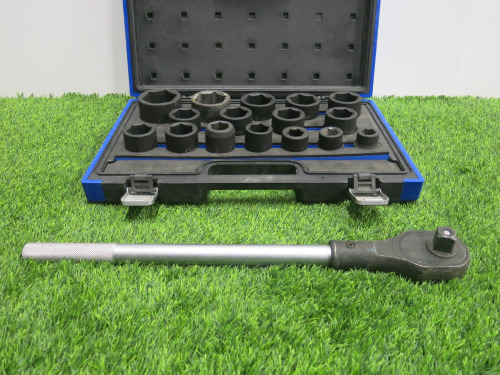 Condor Werkzeug Industrial Quality Chrome Molybdeum Steel, 16 Pcs Deep Impact Socket Set, Hex 19-50 mm, Hex 3/4" Sq Drive. Comes in Plastic Carry Case with 3/4" Ratchet Handle.