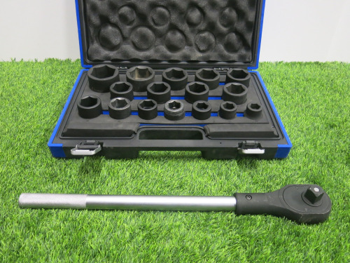 Condor Werkzeug Industrial Quality Chrome Molybdenum Steel, 16 Pcs Deep Impact Socket Set, Hex 19-50 mm, Hex 3/4" Sq Drive. Comes in Plastic Carry Case with 3/4" Ratchet Handle.