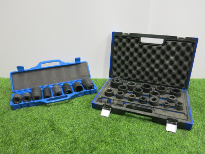 Quantity of Assorted Sized Condor Werkzeug Industrial Quality Molybdenum Vanadium Steel Deep Impact Sockets Hex 3/4" Sq Drive. Comes in Plastic Carry Cases.
