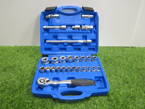 Condor Werkzeug Industrial Quality Chrome Vanadium Steel 27 Pcs Socket Set, Hex 8-32mm, 1/2" Sq Drive. Comes in Plastic Carry Case.
