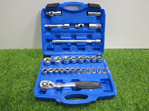 Condor Werkzeug Industrial Quality Chrome Vanadium Steel 27 Pcs Socket Set, Hex 8-32mm, 1/2" Sq Drive. Comes in Plastic Carry Case.