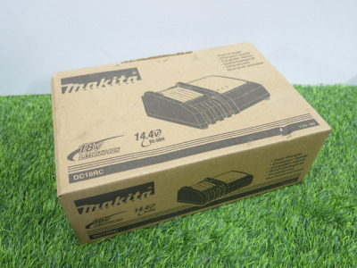 Boxed/New Makita 18v Fast Charger, Model DC18RC.