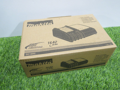Boxed/New Makita 18v Fast Charger, Model DC18RC.