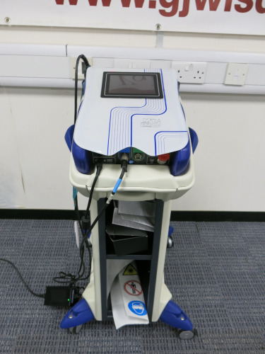 Vet Blue Multiwave Locked System Portable Class 4 Therapeutic Laser Device with Standard Handpiece & Trolley, R/N F9000203, S/N A000033653.