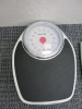 2 x Assorted Weighing Scales to Include: 1 x Hanson & 1 x Salter. - 2