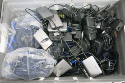 Lot of Assorted Cables & Adapters to Include: 30 x HDMI Cables, 9 x Dell AC Power Adapters, 3 x Lenovo AC Power Adapters, 2 x Unbranded AC Power Adapters & 6 x Selore & S-Global Multi-Port Hubs.