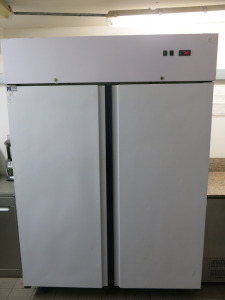 ISA 2 Door Commercial Upright Refrigerator, Model GE 1400, S/N 1040526497. Size H204 x W144 x D84cm.