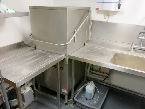 Ecomax Plus by Hobart Pass Through Dish Washer, Model ECO+H615SW-10C, S/N 865772682, YOM 2022, Size H153 x W70 x D80cm. Comes with Large Stainless Steel Single Bowl Sink, Size H90 x W215 x D80cm with Pre Rinse and Lever Taps and Stainless Steel out Table,