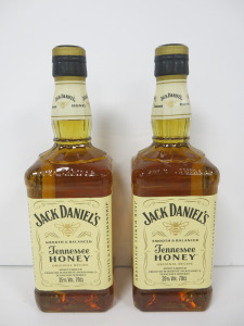 2 x Bottles of Jack Daniel's Smooth & Balanced Tennessee Honey Whiskey, 70cl.