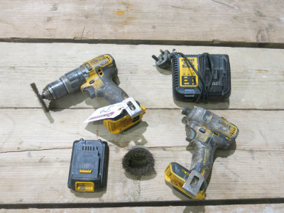 Selection of DeWalt Li-Lion Power Tools Including: Impact Driver, Drill, Charger & 1 x Battery.