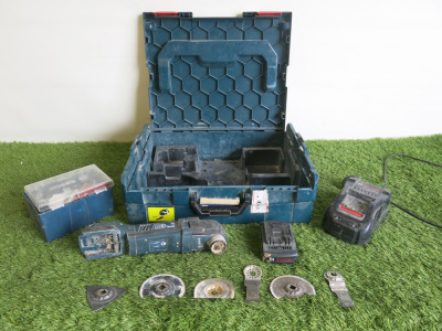 Bosch GOP 18V-28 Cordless Multi-Cutter, in Original Carry Case, with 1 x Battery, Charger & Spare Pieces (as Viewed).