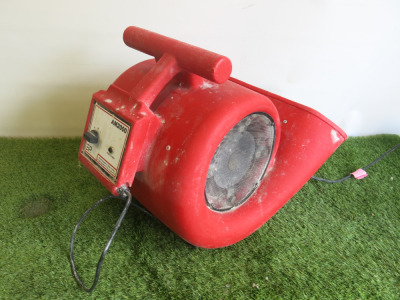 EIPL Ebac Air Blower & Dryer, Model AM2000.