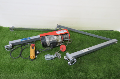 Hilka 84990500 Electric Hoist, 2017, Lifting Height 6/12m, Max Weight 500kg, Comes with Corner Scaffolding Support. (As Viewed).
