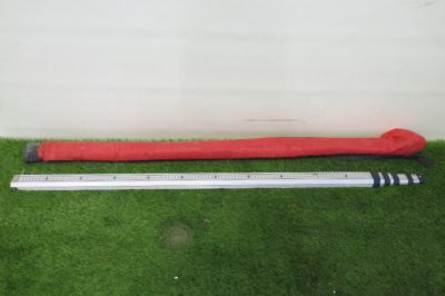 Extendable 4.98m Metal Measuring Stick, in Red Carry Bag.