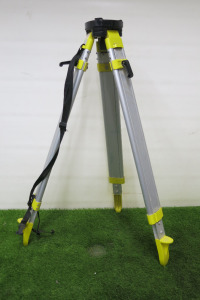 SCCS CTP104 Heavy Duty Tripod.