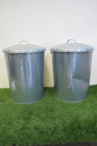 2 x Metal Trash Cans, with Lids.