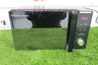 Russell Hobbs Digital Microwave Oven, Model RHM2076B.